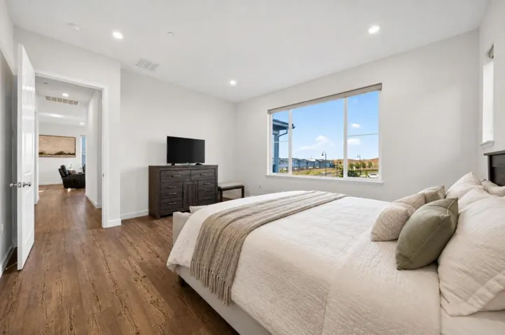 2466 Shore Vista, Fairfield, California 94533