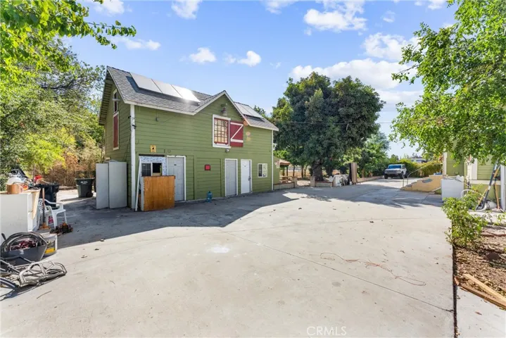 850 E Columbia, Pomona, California 91767