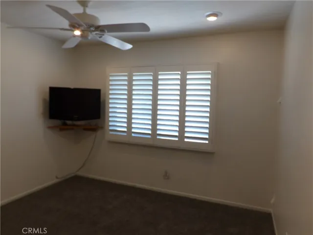 Second bdrm, bonus - small TV