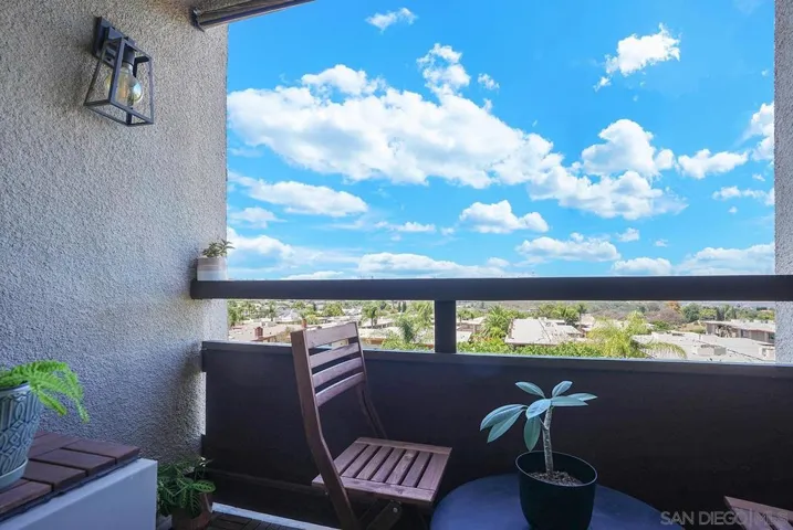 6930 Hyde Park Dr 218, San Diego, California 92119
