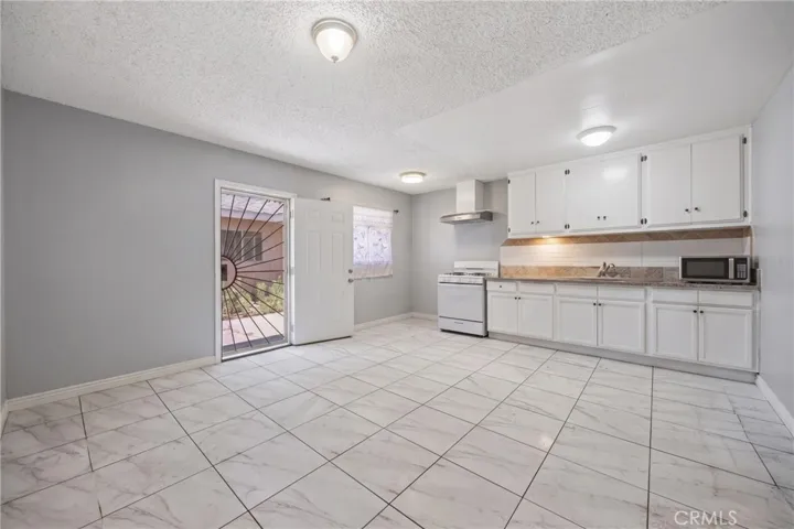 Unit C Kitchen