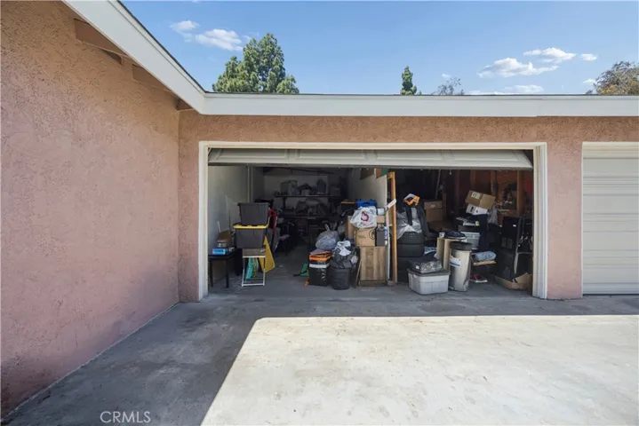 2 Car Garage