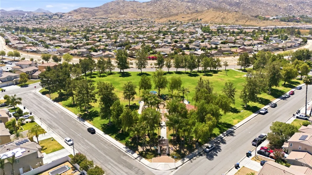  Community Amenities