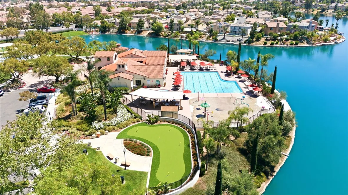  Community Amenities