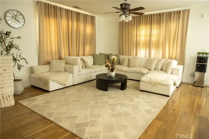 35612 Loggins Court, Winchester, California 92596 — photo 5