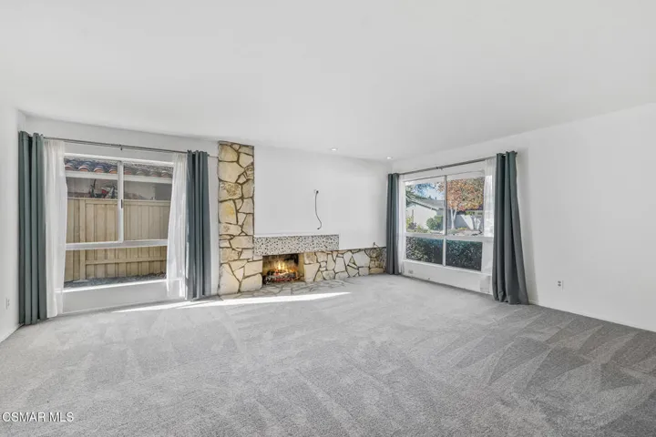 32022 Grenville Ct-HsHPro_03