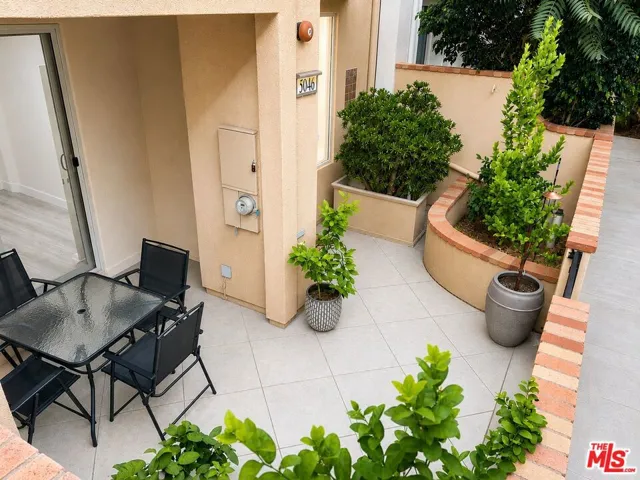 First Floor Patio Courtyard