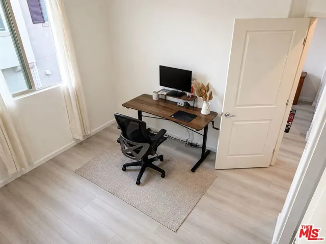bedroom 3 image 2