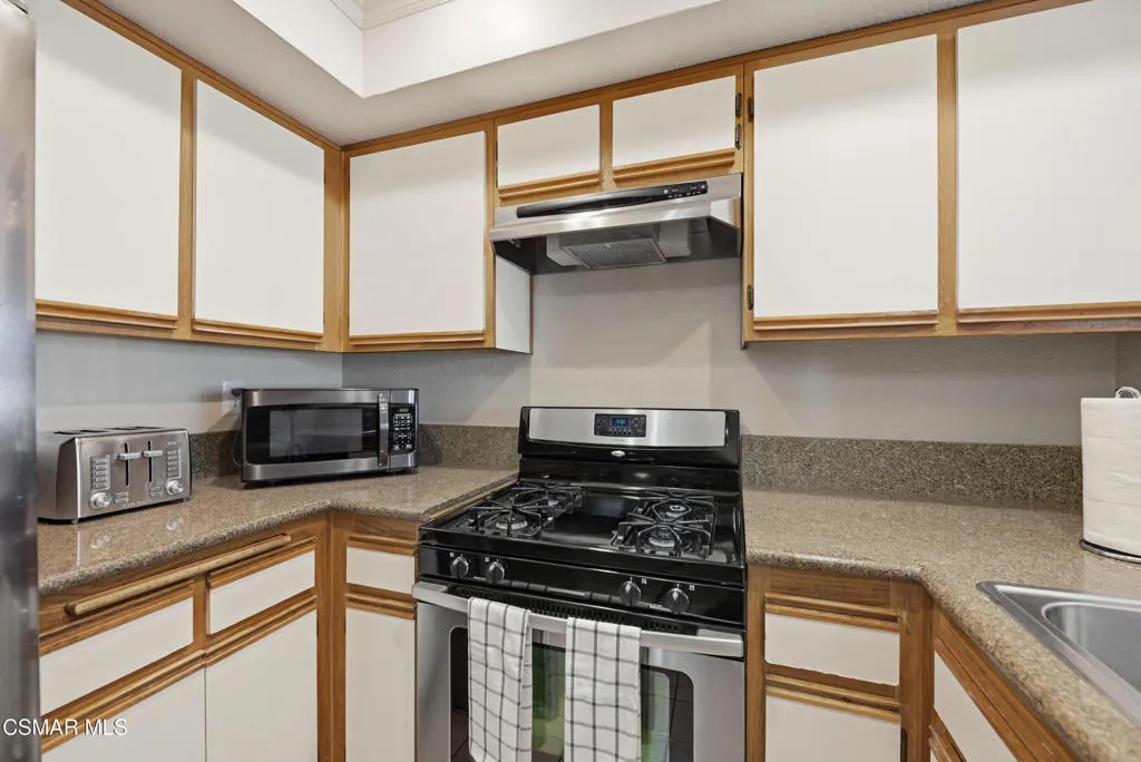 1245 Fitzgerald Rd Simi Valley-12
