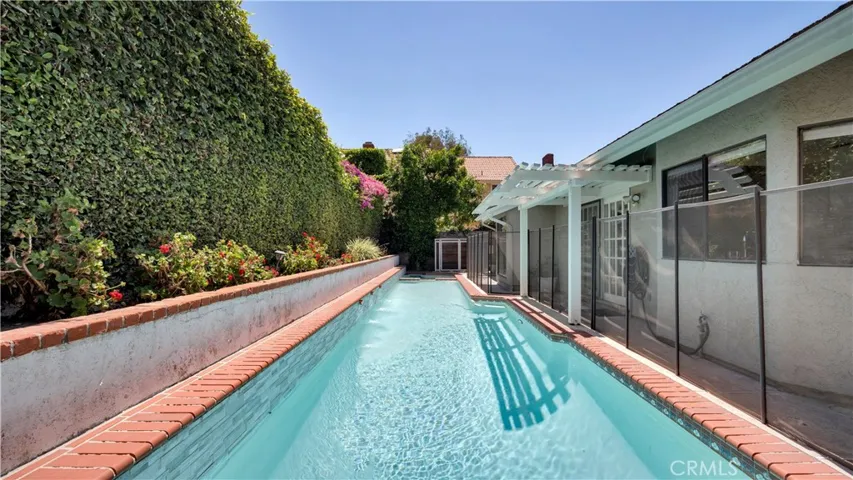 6 Morris, Irvine, California 92620