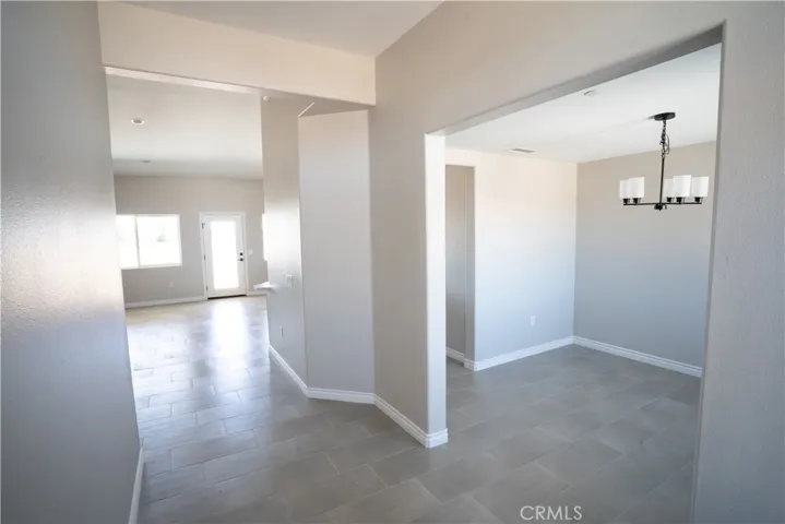11441 5th Ave, Hesperia, California 92345