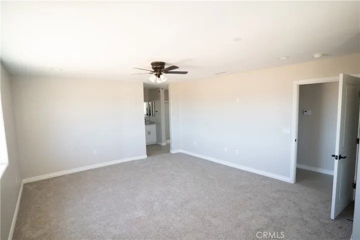 11441 5th Ave, Hesperia, California 92345