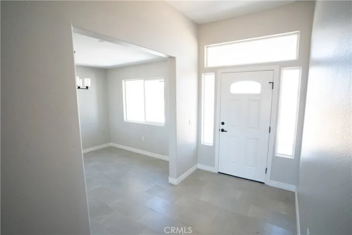 11441 5th Ave, Hesperia, California 92345