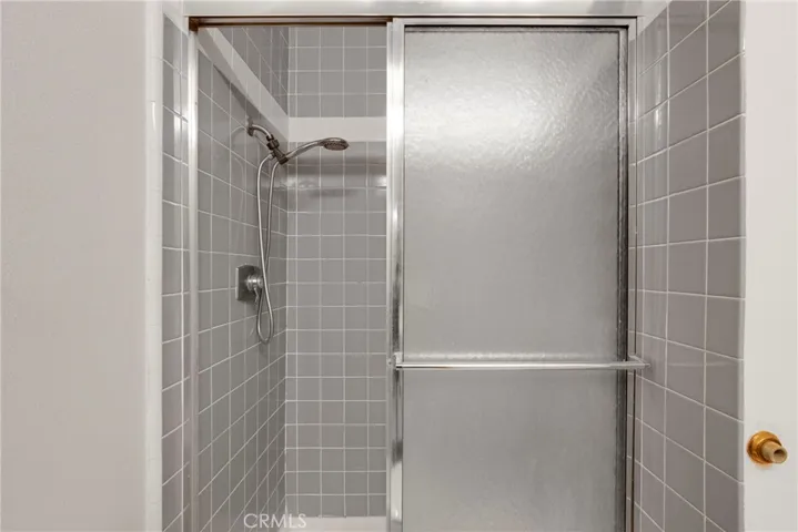 1340 S Beverly Glen 211, Los Angeles, California 90024