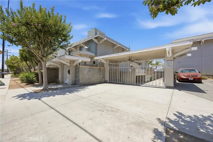 645 W Regent, Inglewood, California 90301