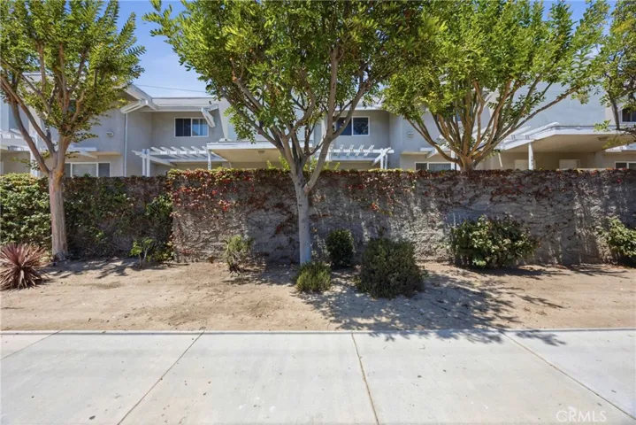 645 W Regent, Inglewood, California 90301
