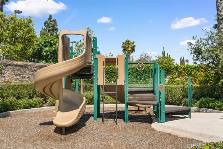 829 Lincoln Glen Drive, Buena Park, California 90620