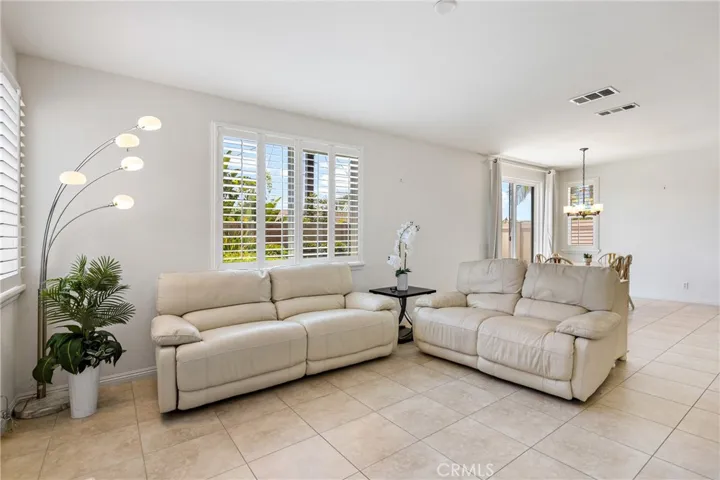 829 Lincoln Glen Drive, Buena Park, California 90620
