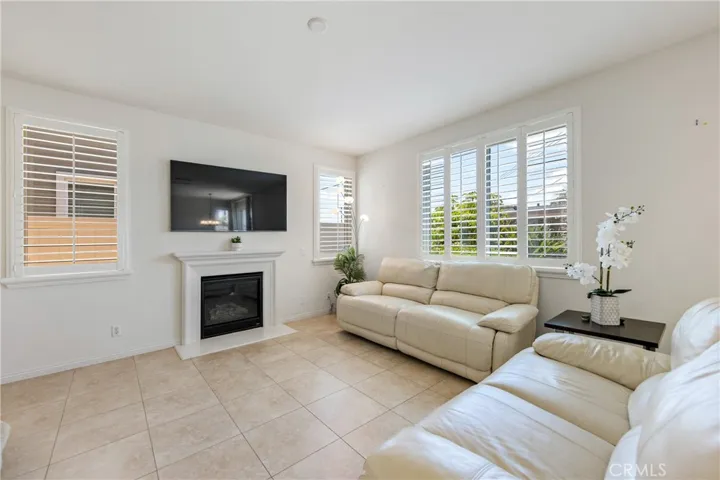 829 Lincoln Glen Drive, Buena Park, California 90620
