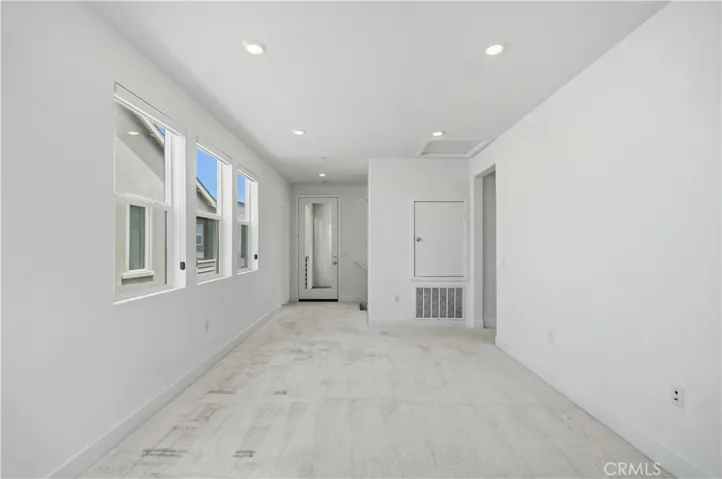 208 Yerba, Irvine, California 92618