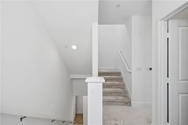 208 Yerba, Irvine, California 92618
