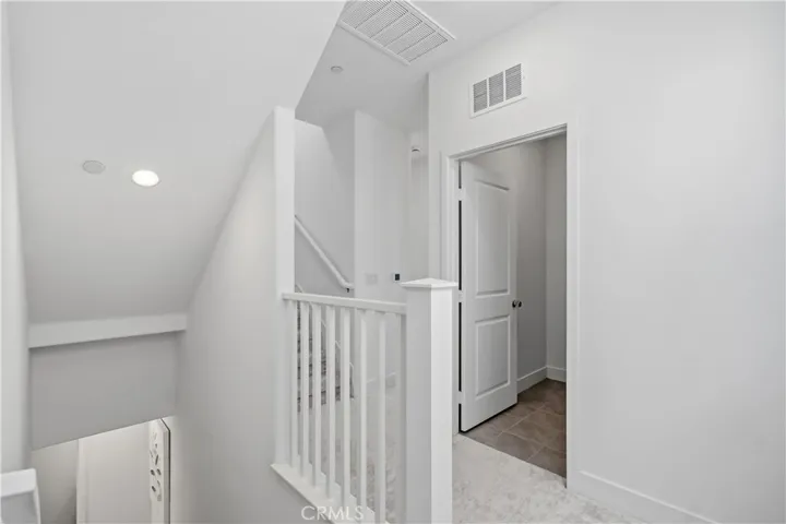 208 Yerba, Irvine, California 92618
