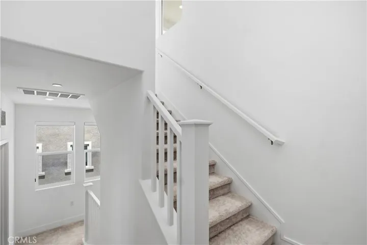 208 Yerba, Irvine, California 92618