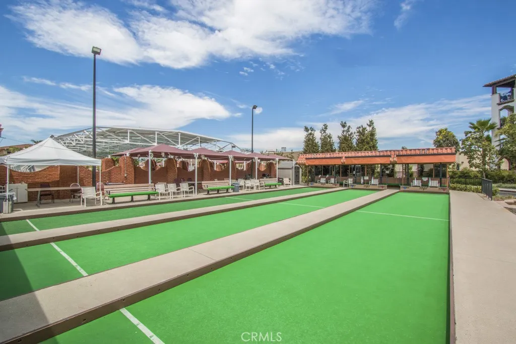Lawn bowling