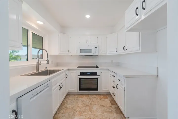 22663 Nadine Circle B, Torrance, California 90505