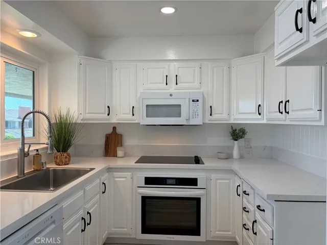 22663 Nadine Circle B, Torrance, California 90505