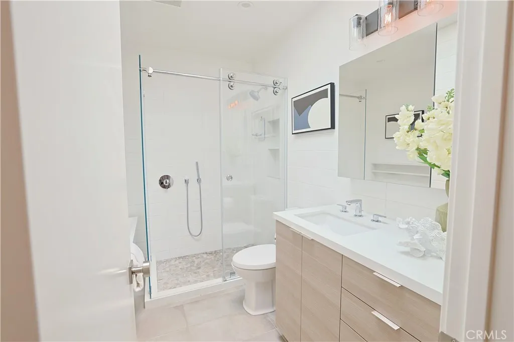 upstairs bathroom