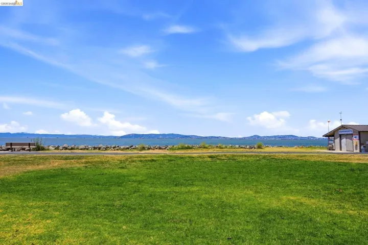 Nearby Shoreline Park