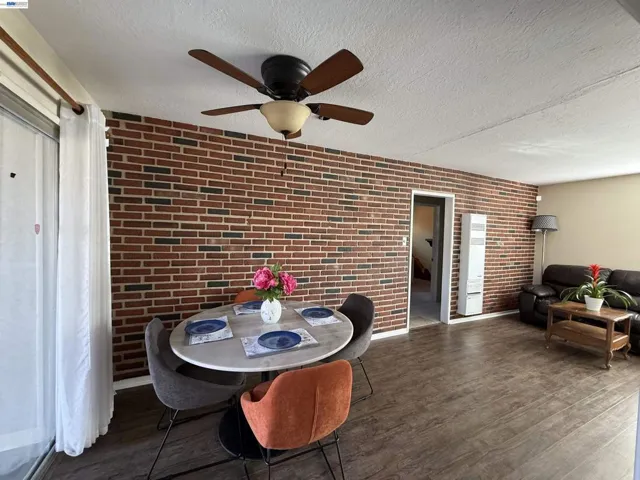 1362 Esser Ave, San Leandro, California 94579