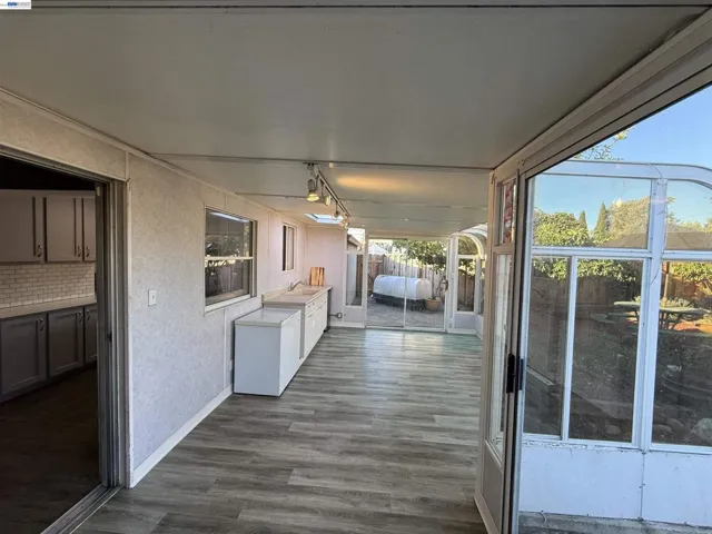 1362 Esser Ave, San Leandro, California 94579