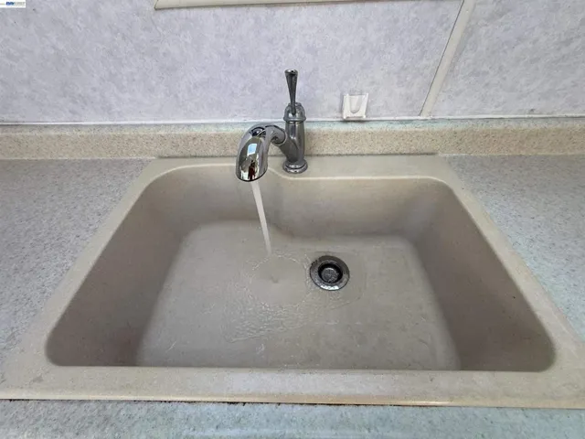 1362 Esser Ave, San Leandro, California 94579