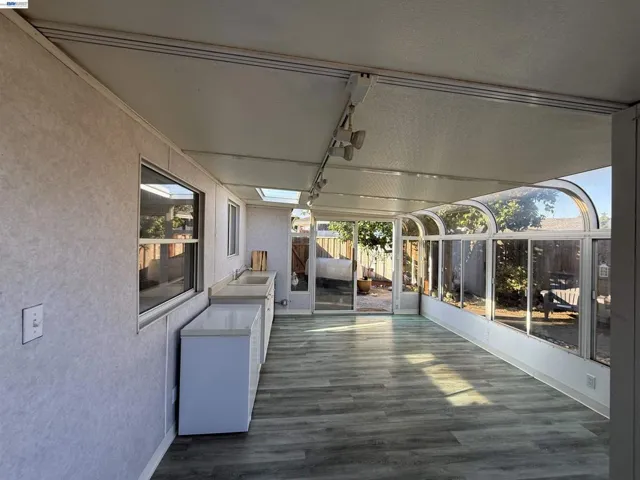 1362 Esser Ave, San Leandro, California 94579
