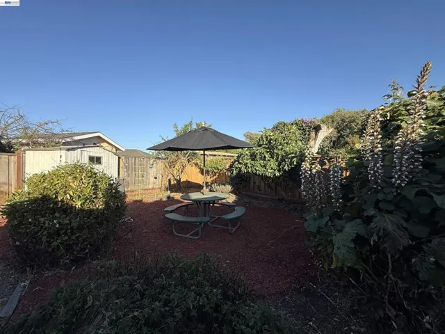 1362 Esser Ave, San Leandro, California 94579