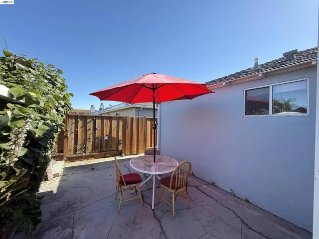 1362 Esser Ave, San Leandro, California 94579
