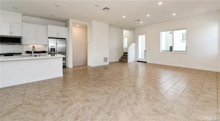 258 Sash, Irvine, California 92618