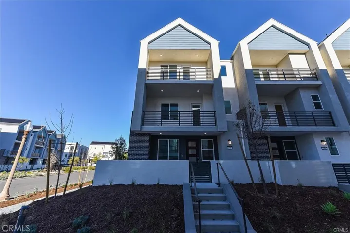 258 Sash, Irvine, California 92618
