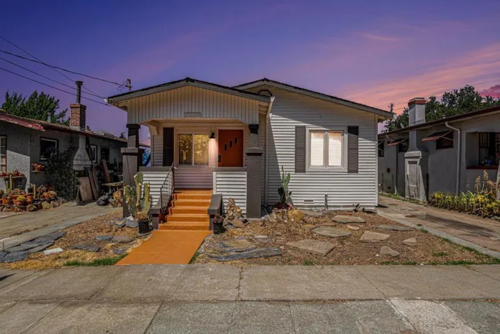 513 Arch Street, Martinez, California 94553