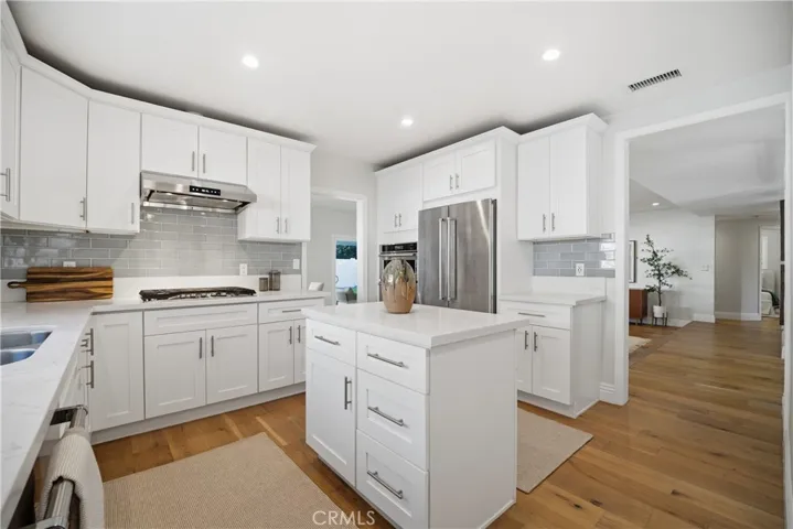 22764 Liberty Bell, Calabasas, California 91302
