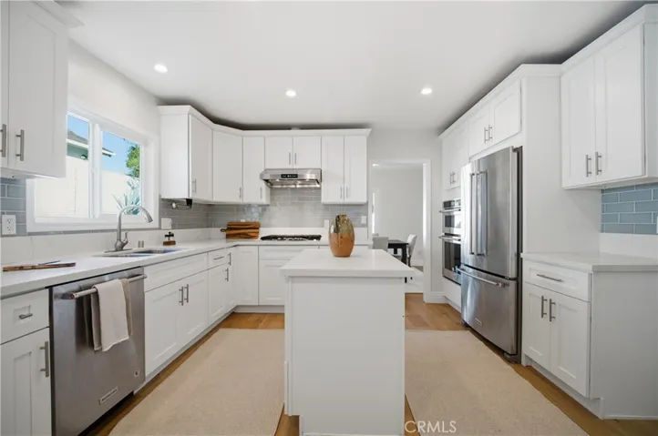 22764 Liberty Bell, Calabasas, California 91302