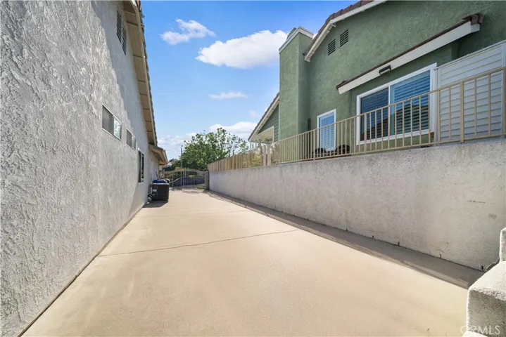 Side yard
