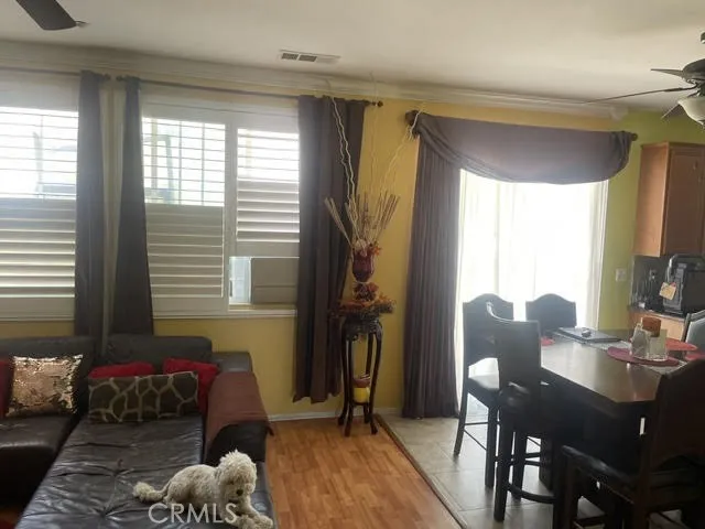 Family Room 5