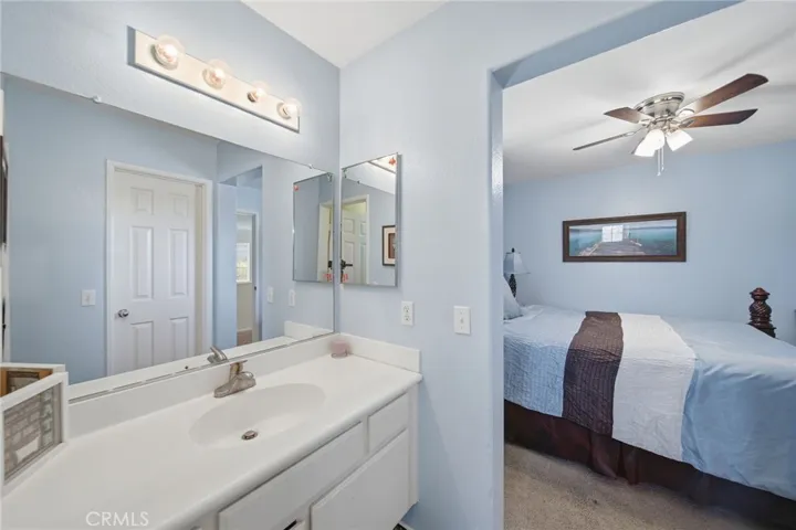 40312 Windsor, Temecula, California 92591