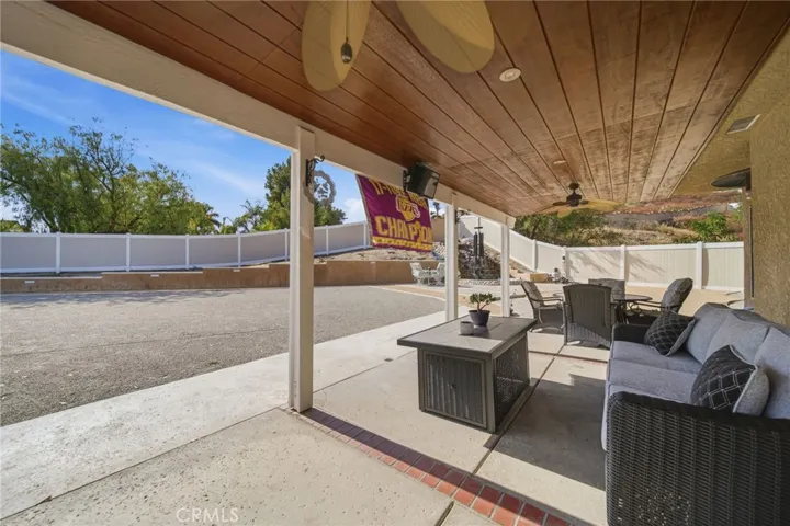 40312 Windsor, Temecula, California 92591