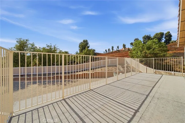 40312 Windsor, Temecula, California 92591