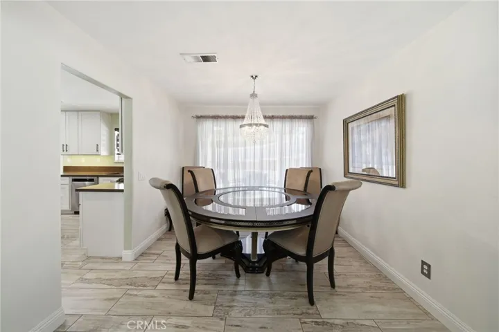 40312 Windsor, Temecula, California 92591