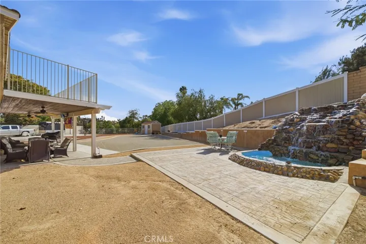 40312 Windsor, Temecula, California 92591